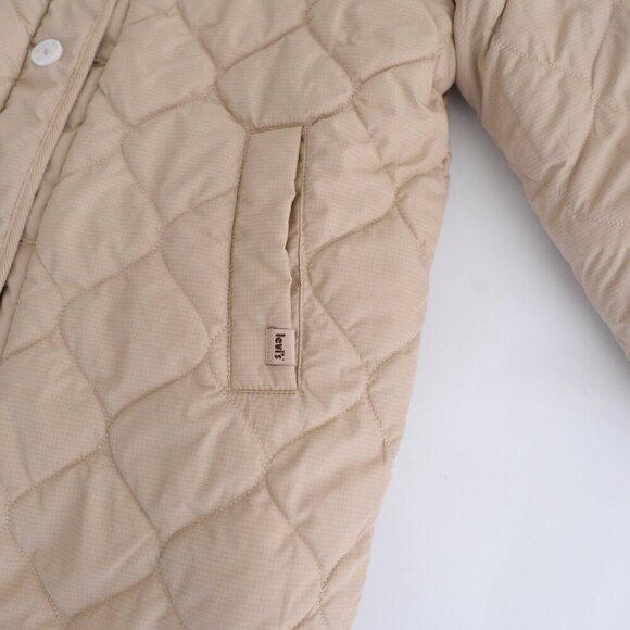 Levi's Marlowe Oversized Cream & Tan Reversible Sherpa Quilted Jacket  XS - Picture 6 of 14